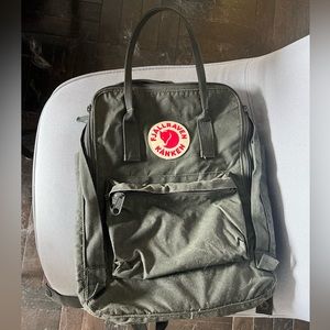 Forest Green Fjallraven Kanken Backpack with laptop compartment